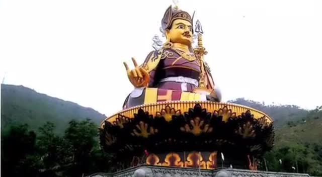 莲花生大士遣除道障如意祈请诵